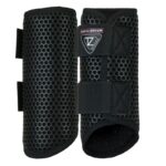 brusching boots 
M black